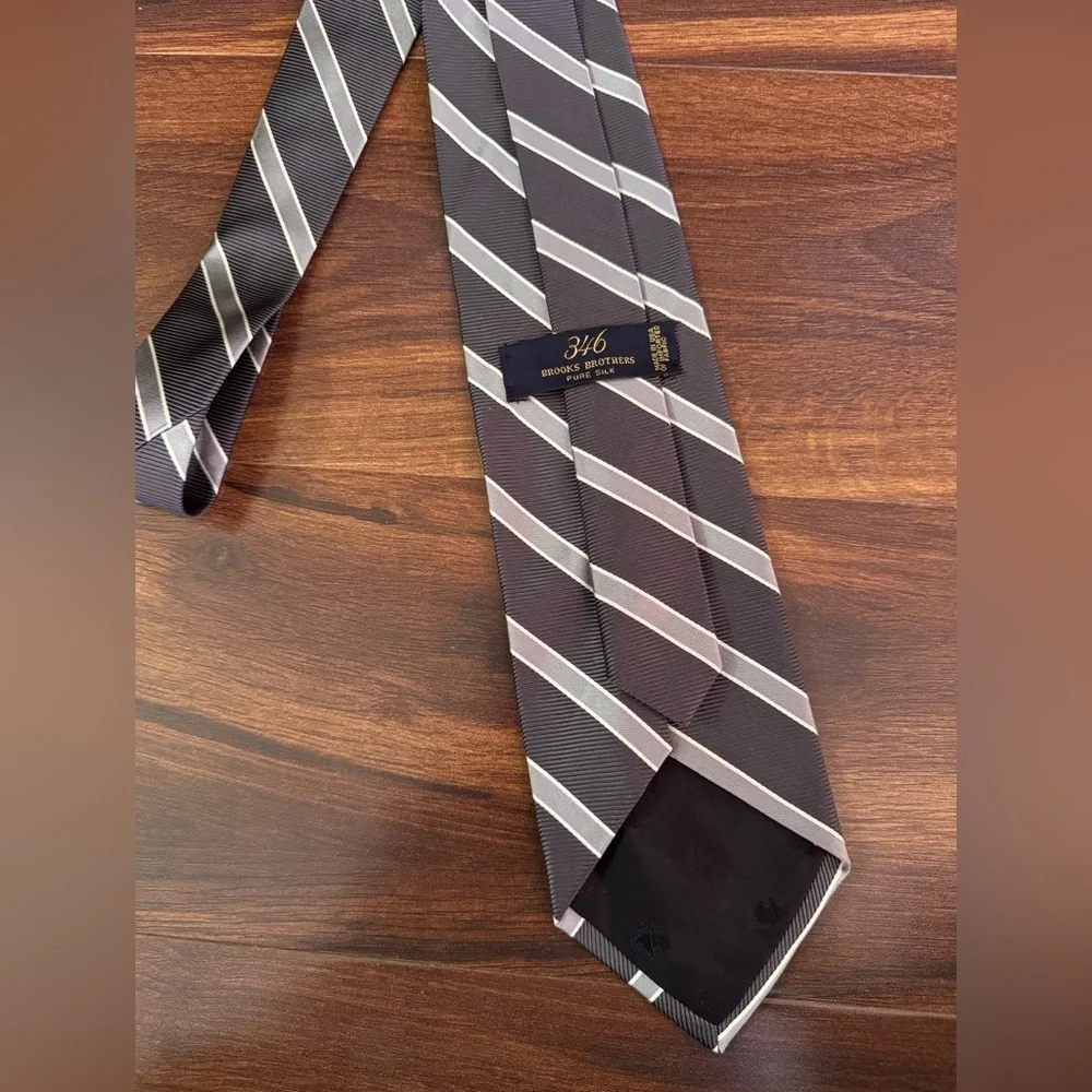 BROOKS BROTHERS “346” Classic All Silk Dark and Light Gray Formal Repp Tie